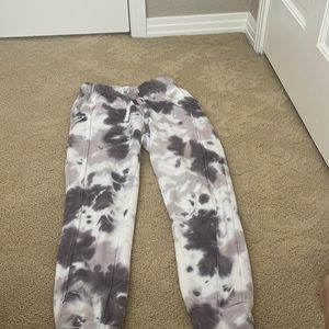 Super cute Free People movement sweats!!!